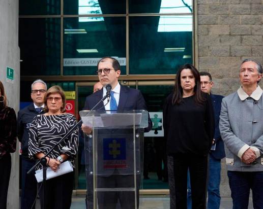 Francisco Barbosa hizo el anuncio este jueves en el búnker de la Fiscalía en Bogotá. FOTO: CAPTURA DE VIDEO