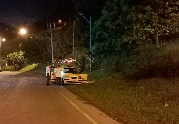 En este hecho falleció Juan David Grisales Escobar, de 33 años, en cercanías al puente Fundadores, que da acceso a Copacabana. FOTO: CORTESÍA