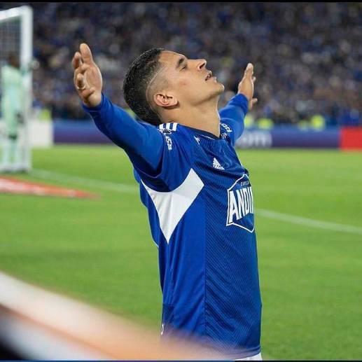 Daniel Cataño es ejemplo de superación en el fútbol “Clamé, me resbalo, pero tu amor inagotable, oh Señor, me sostuvo”, escribió el jugador en redes sociales. FOTO<b><span class="mln_uppercase_mln"> TWITTER CATAÑO</span></b>