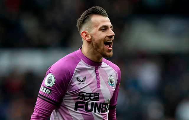 Martin Dubravka debutó en Newcastle en 2018, precisamente ante el Manchester United. FOTO TWITTER DiegoGArgota21