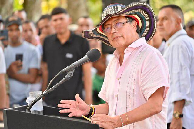 El presidente Gustavo Petro se ha mostrado en contra de los contratos de prestación de servicios. FOTO COLPRENSA