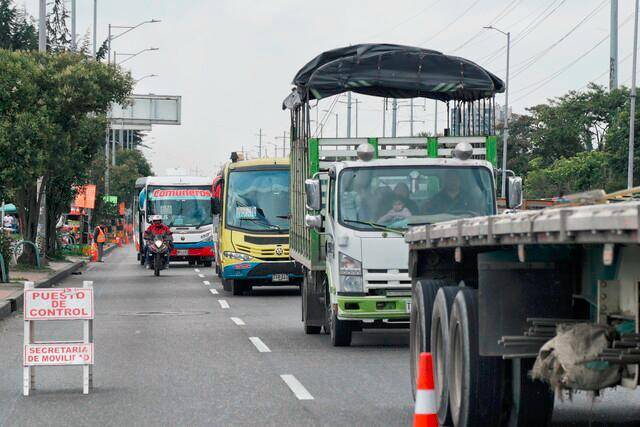 Comienzan los planes éxodo y retorno por Semana Santa en Colombia. El Ministerio de Transporte ya detalló cuáles serán los horarios. FOTO: Colprensa 