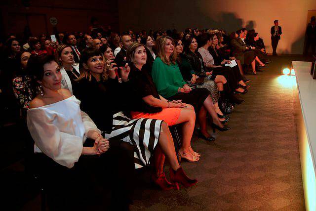 Mujeres ocupan el 30% de los cargos directivos del país