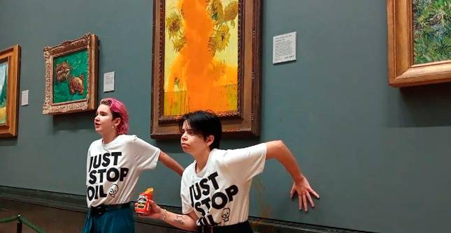 Los actos resultan inofensivos pero llaman la atención de los medios de comunicación. Hay objeciones al procedimiento. FOTO Tomada de video.