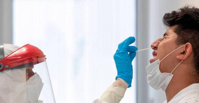 Europa sigue trabajando en el estudio de nueva cepa de coronavirus. FOTO EFE