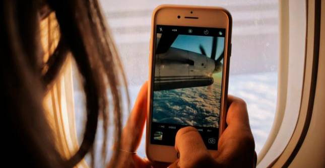 Hasta el 21 de junio tendrá almacenamiento gratuito e ilimitado en Google Fotos. Aprenda cómo guardar ahí sus fotos y videos. Foto: Patrick Tomasso vía Unsplash