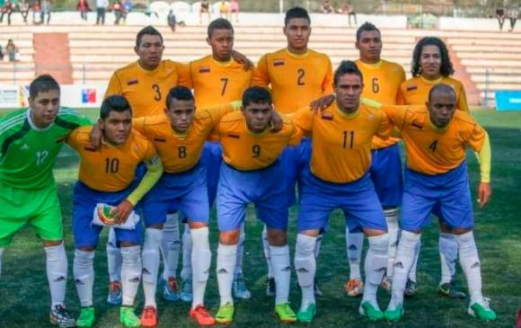 Esta fue la Selección Colombia que participó en este evento en 2015, quedando subcampeona. Con el número 8 estaba Luis Díaz, hoy figura de la Tricolor en la Eliminatoria a Qatar. FOTO cortesía Onic