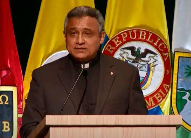 La posesión del nuevo rector fue transmita en vivo. Foto: Captura de la transmisión. 