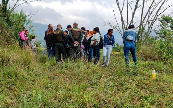 En este paraje rural del sector La Arenera, entre Altavista y la comuna 13 de Medellín, fue hallada la víctima. FOTO: SANTIAGO OLIVARES TOBÓN.