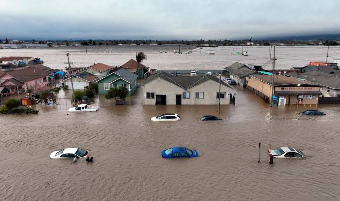 En EE.UU. el estado de California se ve afectado por las inundaciones en ciertas áreas debido a la topografía y a los patrones climáticos que se presentan en la región. Foto: Getty