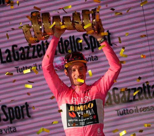 Primoz Roglic logró su cuarto título en una gran vuelta. FOTO TWITTER GIRO
