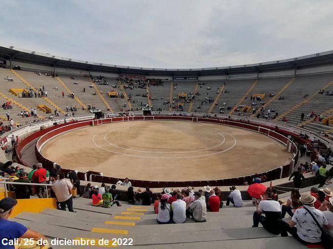 Esta es la imagen que circula por redes sociales y por la que algunos dicen que la primera fecha taurina fue todo un “fracaso”. Foto: sacada de Twitter. 