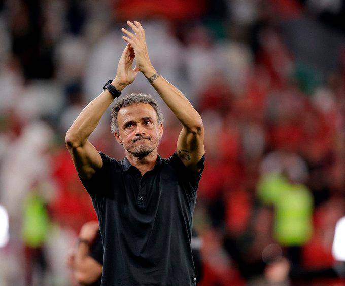 El entrenador de 52 años de edad, Luis Enrique, es cuestionado en su país tras la eliminación de la Copa Mundo. FOTO: @fifaworldcup_es