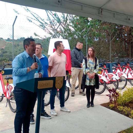 El alcalde de Rionegro estuvo presente en el acto inaugural. FOTO: Cortesía.