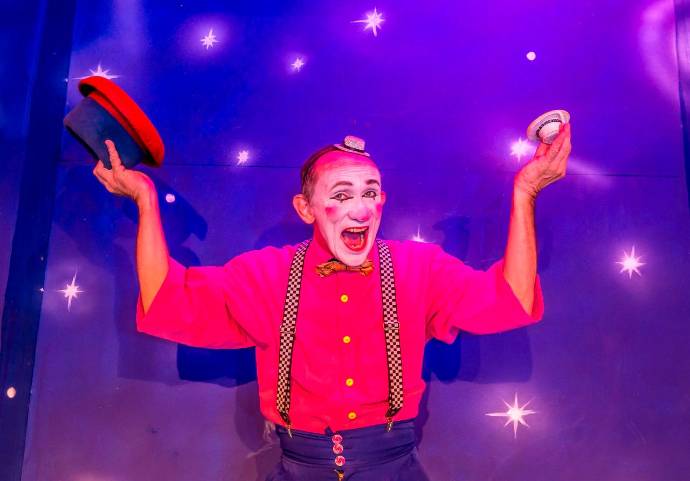 Carlos Álvarez: director del circo, mimo y caracterización de personajes: Foto: Juan Antonio Sánchez