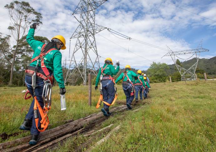 Las aprendices que llegaron de diferentes regiones del país, comenzaron el ciclo de formación hace tres semanas en las instalaciones de la Universidad Católica de Oriente (UCO), ubicada en La Ceja, Antioquia. Foto: Esneyder Gutiérrez 