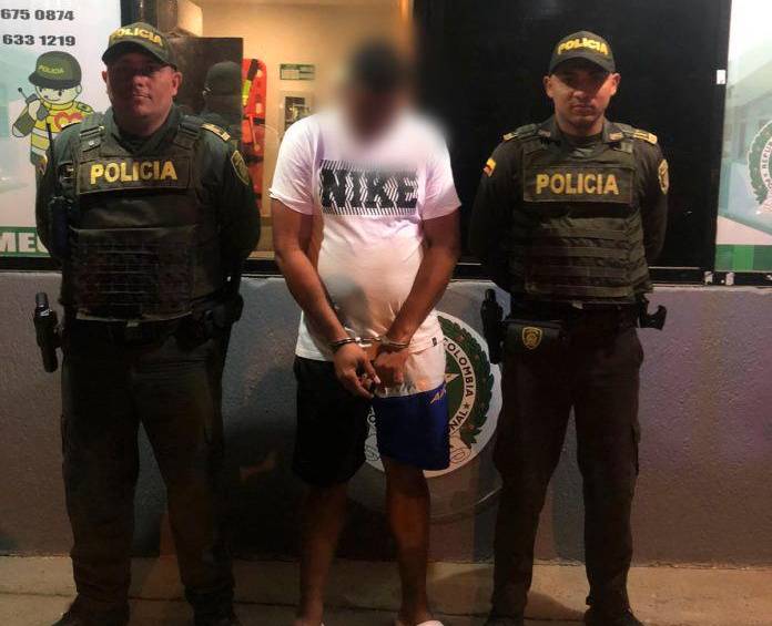El hombre, de 39 años, tendrá que responder por los delitos de acceso carnal violento, acto sexual con menor de 14 años y pornografía agravada. FOTO: CORTESÍA FISCALÍA GENERAL DE LA NACIÓN 