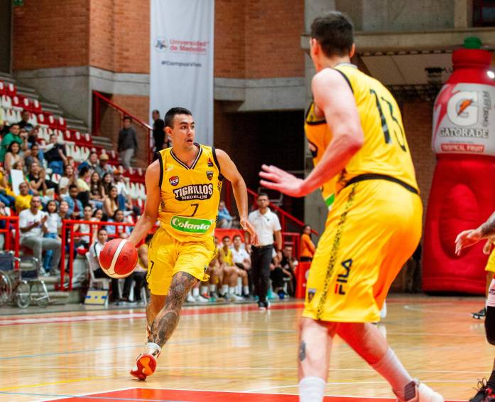 El quinteto de Tigrillos viajó a Brasil para disputar la Liga Sudamericana de baloncesto. FOTO CAMILO SUÁREZ