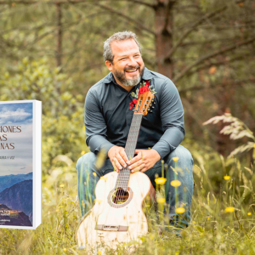 El docente y músico Julián Cardona Toro es uno de los autores del libro que reúne seis composiciones del nuevo cancionero colombiano. Foto: Cortesía.