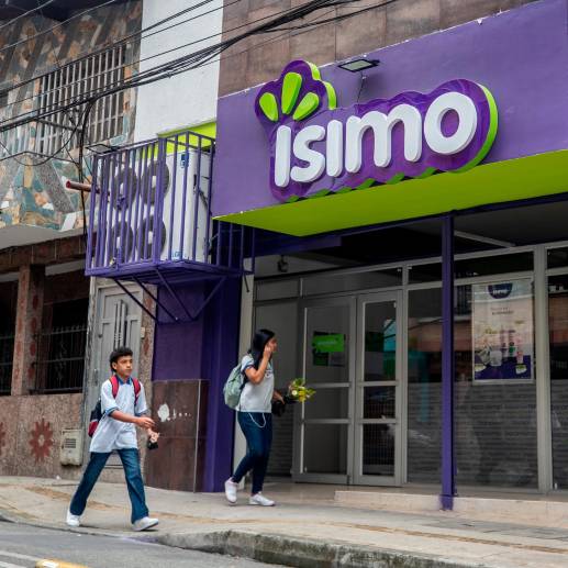 Ísimo planea llegar a otros municipios de Antioquia como Caucasia, Envigado, Guarne, Copacabana, La Ceja y El Santuario. En total, a mayo de este año, abrirán 49 tiendas en todo el departamento. <b><span class="mln_uppercase_mln"> </span></b>FOTO<b><span class="mln_uppercase_mln"> camilo suárez</span></b>