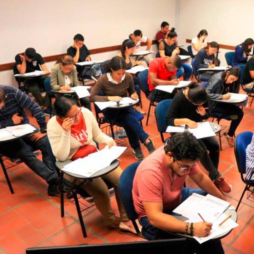 Estas pruebas se aplican a estudiantes que finalizan la educación superior.<b> FOTO ARCHIVO EL COLOMBIANO</b>