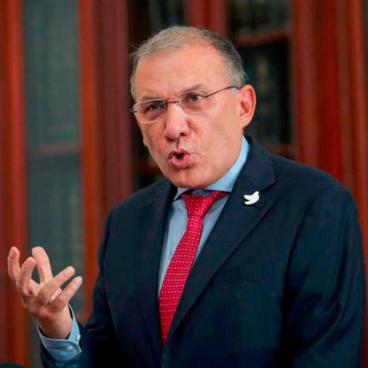 Al mediodía, Roy Barreras ingresará a cirugía como parte de su tratamiento contra el cáncer. Foto: Colprensa.