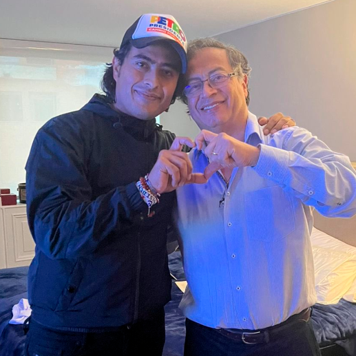 En la imagen el diputado del Atlántico, Nicolás Petro, junto a su papá, el presidente Gustavo Petro. FOTO CORTESÍA