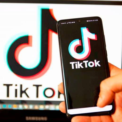 Joven gimnasta murió tras practicar un reto que vio en TikTok. Foto: Getty. 