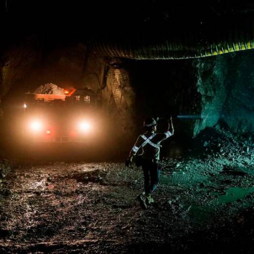 Los trabajadores le piden a la empresa ser clara con la información sobre el cese de operaciones, pues temen que con esto aumente la minería ilegal en los túneles. FOTO: JULIO HERRERA