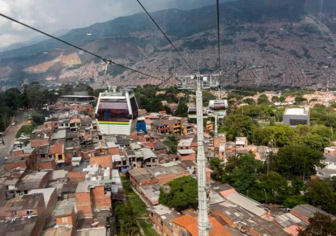 Este proyecto de la Línea P tendrá cuatro estaciones, Acevedo, Sena, Doce de Octubre y El Progreso, es el de mayor capacidad y cuenta con 2.700 metros de longitud que se recorrerán en 11 minutos. Foto : Camilo Suárez.