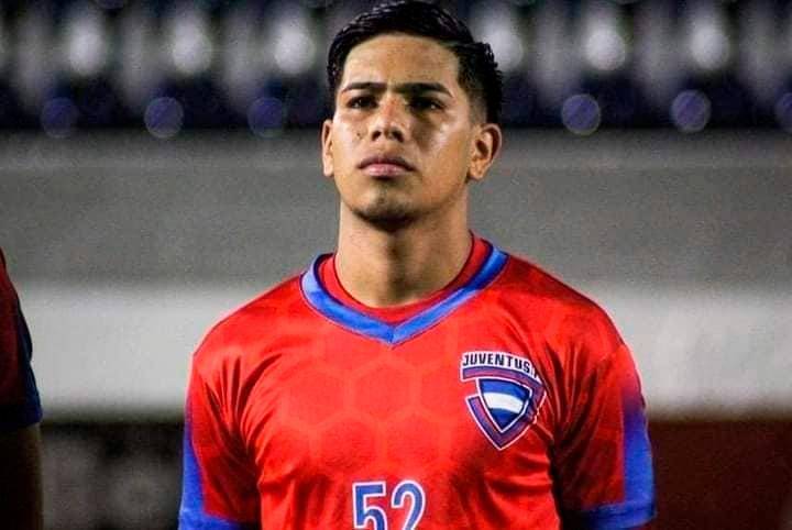 Felipe Eliú Gutiérrez Ampié era jugador del equipo Juventus FC de la primera. FOTO TWITTER @ruraccansiuna