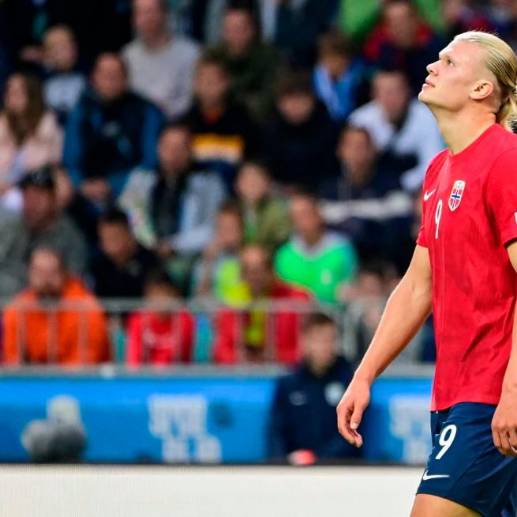 Erling Haaland, uno de los mejores delanteros del fútbol mundial en la actualidad. FOTO AFP