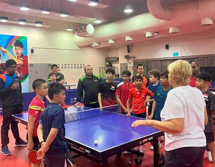 Emanuel se codea con campeones mundiales y medallistas olímpicos en Singapur