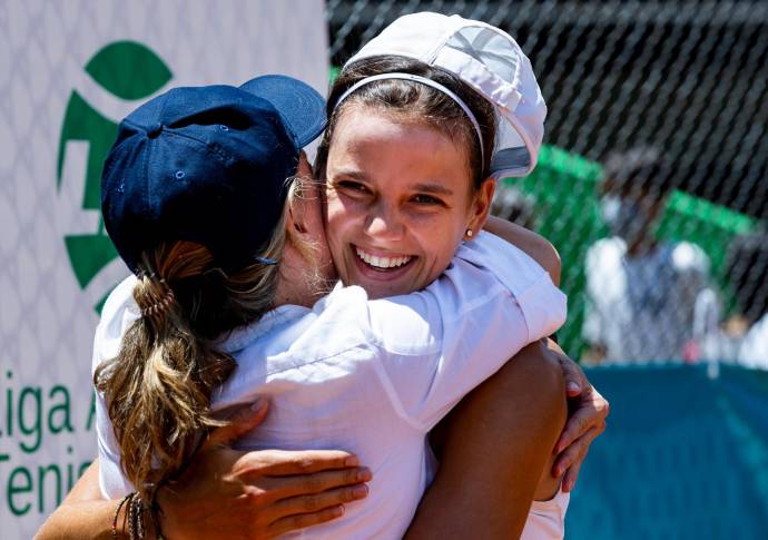 Juliana Restrépo mamá de Emiliana era una de las más felices por el titulo de su hija. FOTO: Jaime Pérez