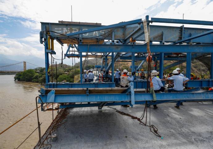 La Concesión Devimar, constructor de la vía de cuarta generación Mar 1, entre Medellín y Santa Fe de Antioquía. Foto: Manuel Saldarriaga Quintero.
