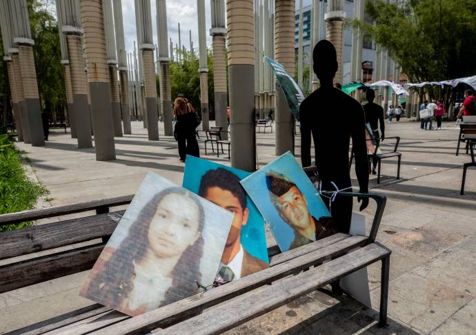 El Parque de las Luces en el sector de la Alpujarra fue uno de los encuentros para recordar a los desaparecidos Foto: Camilo Suárez