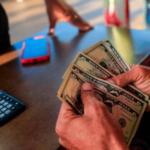 La aversión al riesgo viene impulsando al dólar desde ayer. FOTO CAMILO SUÁREZ