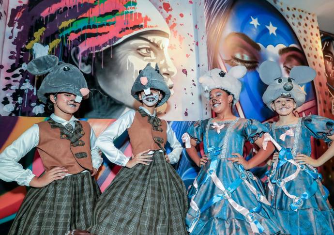 Serán más de 80 artistas en escena con la presentación que dura aproximadamente hora y media. FOTO: Jaime Pérez