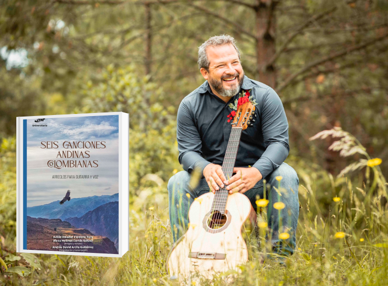 El docente y músico Julián Cardona Toro es uno de los autores del libro que reúne seis composiciones del nuevo cancionero colombiano. Foto: Cortesía.