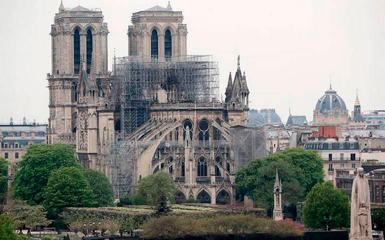 Ante los ojos del mundo, un incendio en abril de 2019 afectó severamente la emblemática construcción francesa. Los trabajos de reparación han revelado detalles de su arquitectura. Foto: Efe.