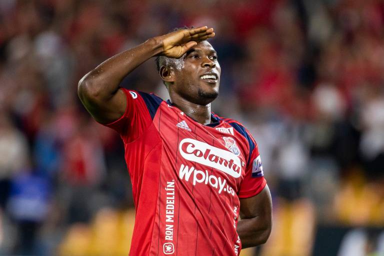 El delantero Díber Cambindo no seguirá en el DIM, su destino parece estar en el fútbol de México. FOTO CARLOS VELÁSQUEZ 