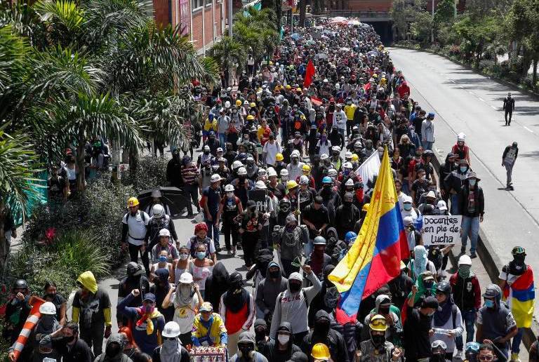 Según la Corte, la obligación de responder por los daños no se da porque la huelga genere una afectación, sino cuando se demuestra la ilegitimidad del acto de los trabajadores. Foto: Manuel Saldarriaga