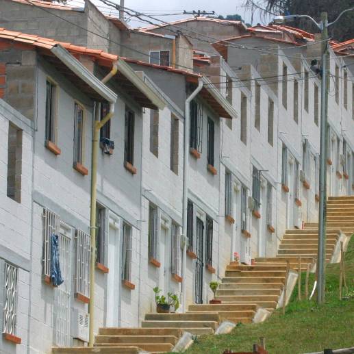 Al rededor de 40.000 hogares no han podido recibir su vivienda por ausencia de subsidios de Mi Casa Ya. FOTO Archivo