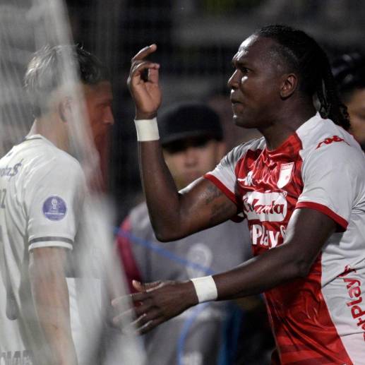 Hugo Rodallega denunció tratos racistas de jugadores de Gimnasia. FOTO AFP