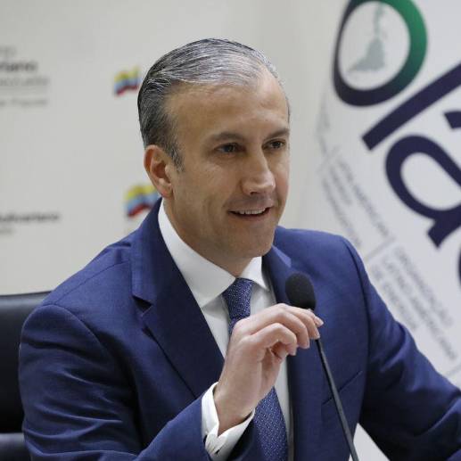 <b>Tareck El Aissami llevaba 3 años en el cargo y se declara “radicalmente Chavista”. Foto: Twitter.</b>