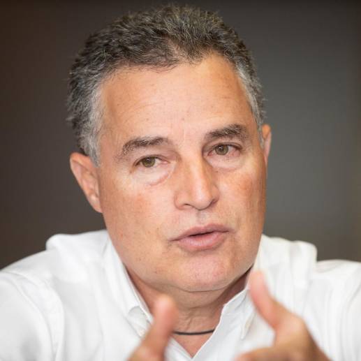 Gobernador de Antioquia, Aníbal Gaviria, durante una entrevista para El Colombiano en diciembre de 2022. FOTO: ESNEYDER GUTIÉRREZ