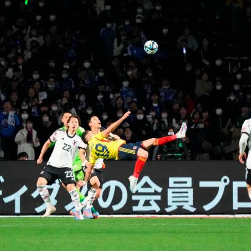 La chilena de Santos Borré ante Japón. FOTO GETTY