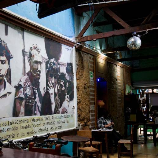 El bar El Guanábano lleva más de 30 años funcionando en el parque del Periodista. FOTO Julio César Herrera 