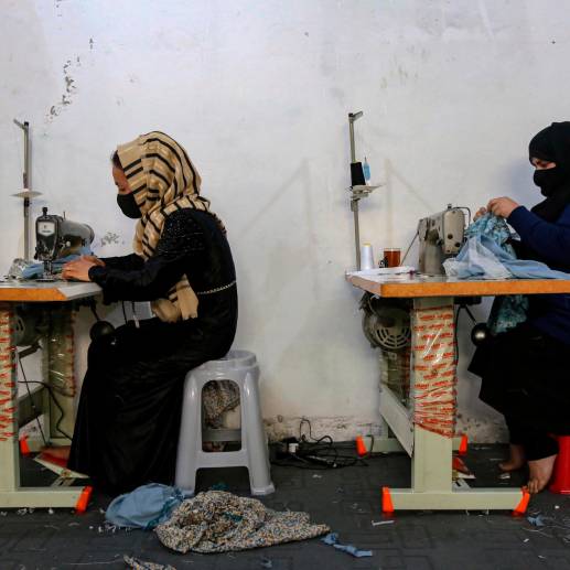 La ONU sostuvo que las mujeres afganas han manifestado sentirse “invisibles, aisladas y asfixiadas” bajo el régimen talibán. FOTO: EFE