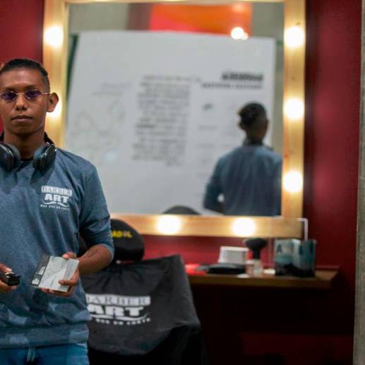 La barbería hace parte de la exposición Medellín, pulso de la ciudad.